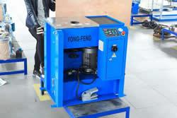 ماكينةكبس صامولة وجلبة مع تحكم رقمي YONG-FENG FN32D